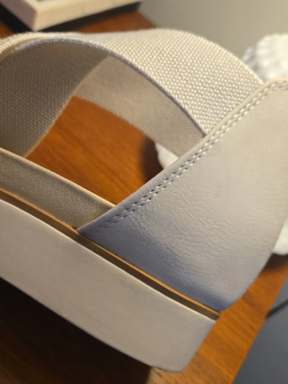 Nwot Life Stride Women's Cream Wedge Sandals Size 9 1/2